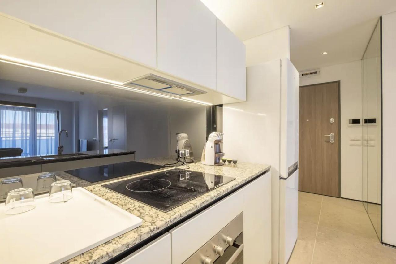 City Apartments - Mall Of Sofia & Metro Station Ngoại thất bức ảnh